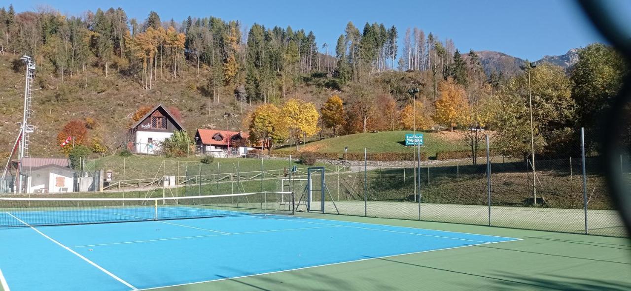 Camping & Caravan Zoncolan Ovaro Buitenkant foto